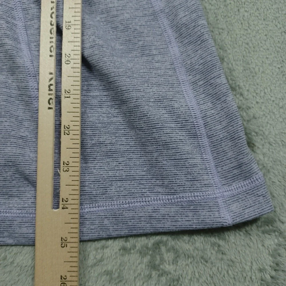 Lululemon Pullover Womens 4 Purple 1/4‎ Zip Activewear Pullover Logo